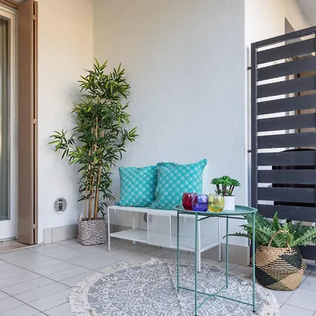 Pool View With Private Enclosed Garden * Bibione